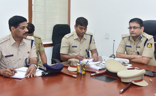 police phone in